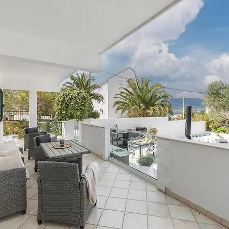 Appartement Attractive In Slatine Trogir