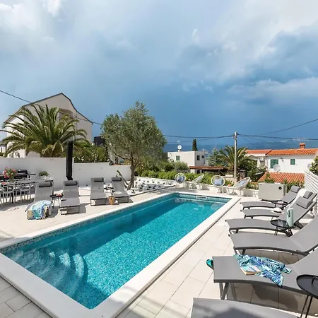Attractive In Slatine Appartement