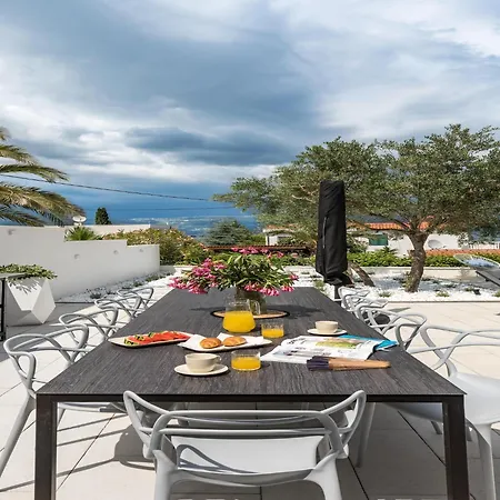 Attractive In Slatine Appartement Trogir